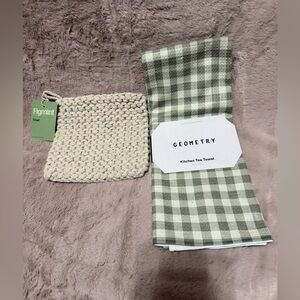 Figmint Knit Trivet & Geometry Green Gingham Kitchen Tea Towel